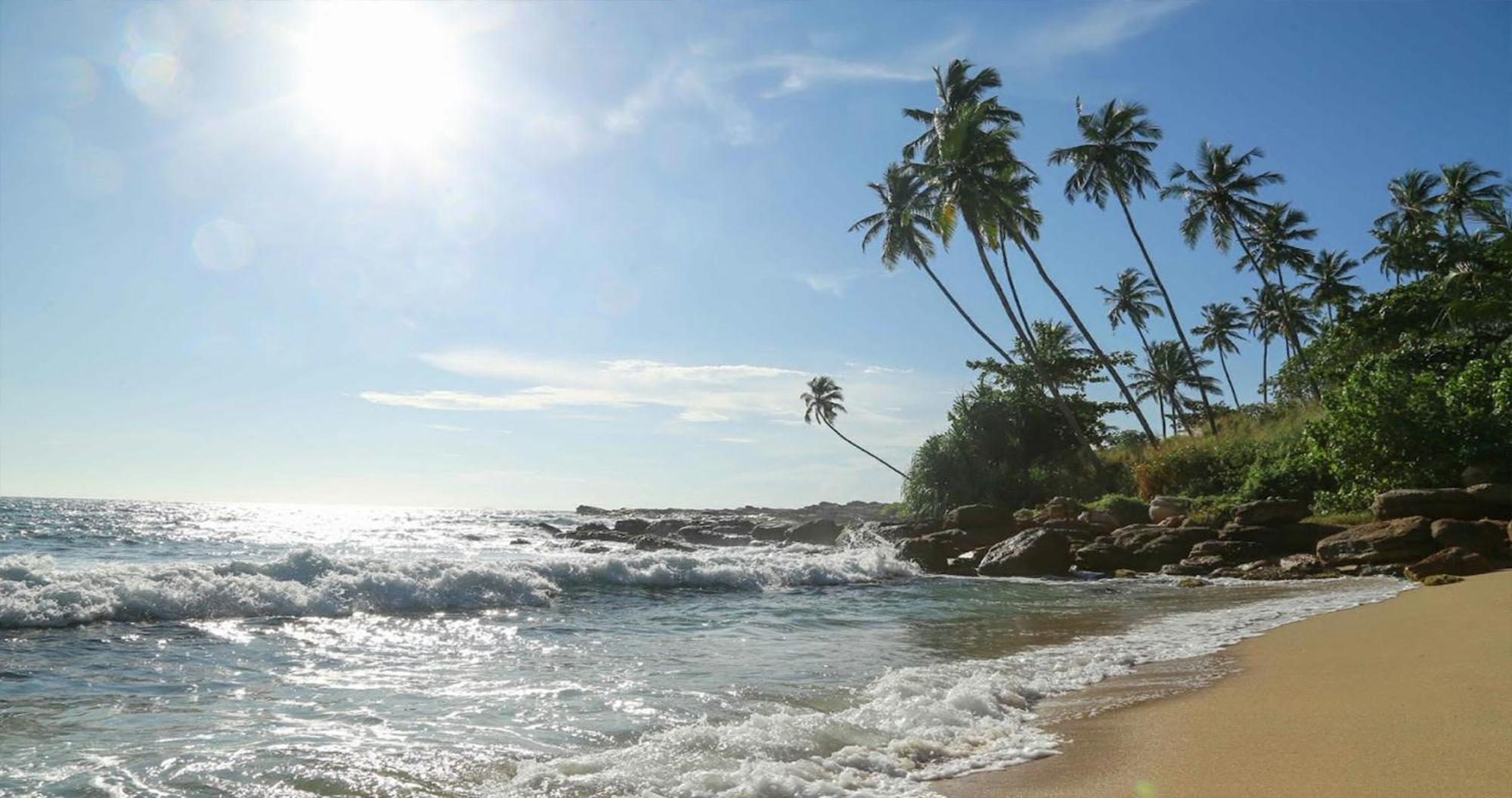 Bluewind Resort Tangalle Exterior photo