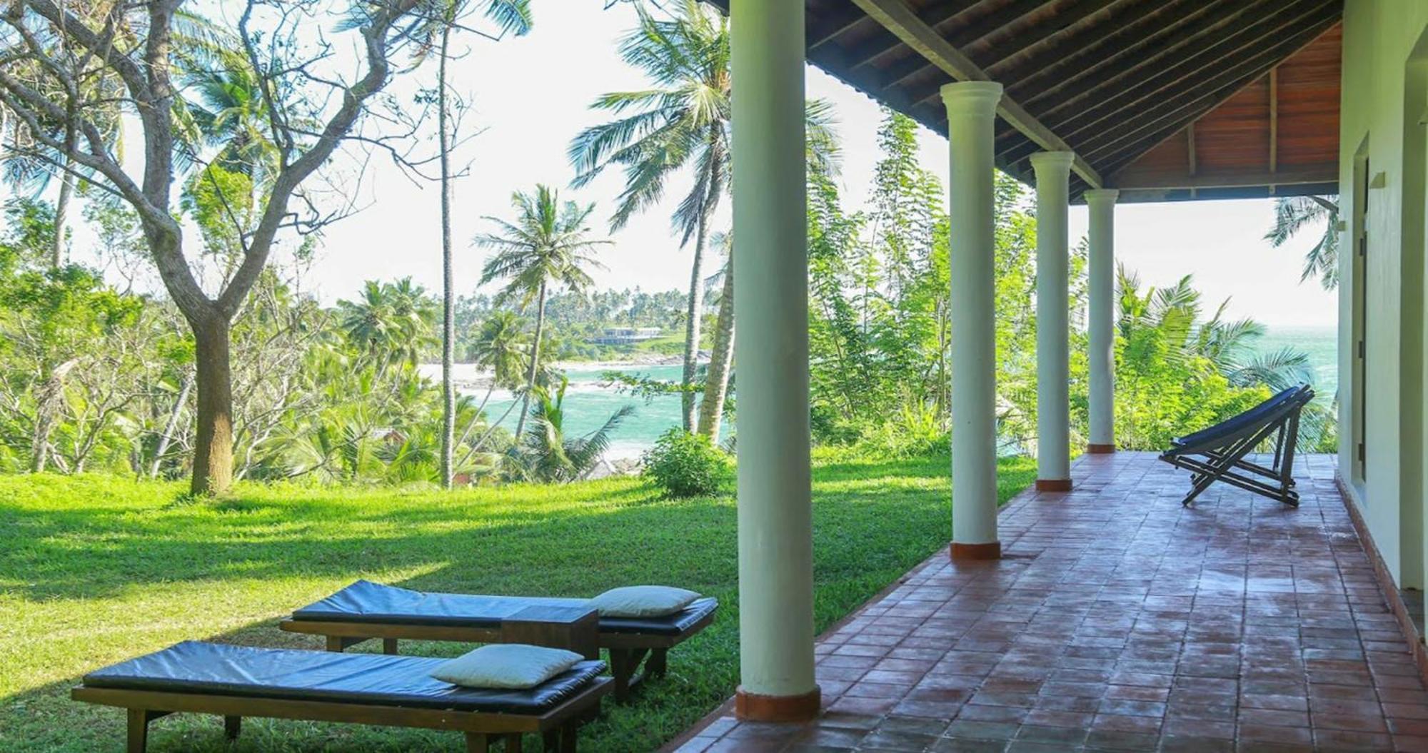 Bluewind Resort Tangalle Exterior photo